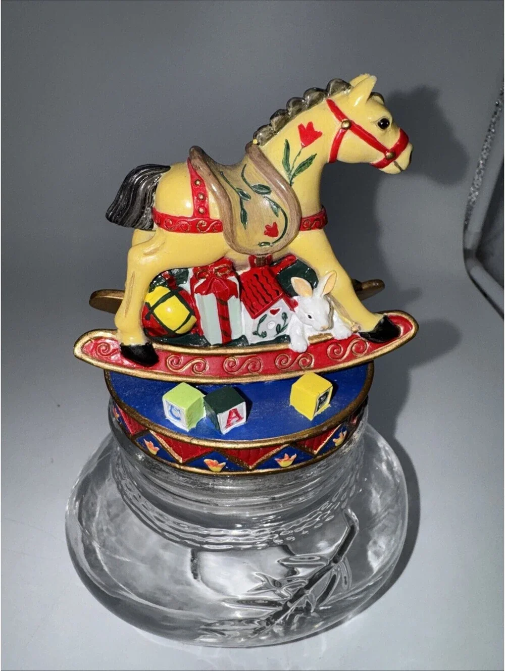 Fitz and Floyd Christmas/Holiday Lodge Bear   Christmas Presents Lidded Jar
